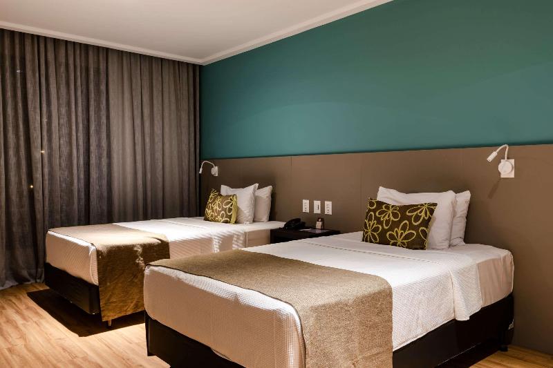 디럭스 룸, Comfort Suites Vitoria