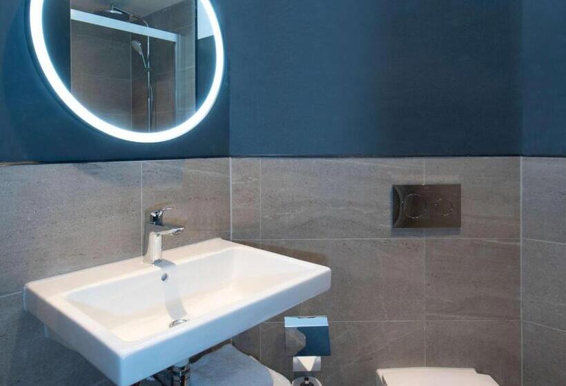 اتاق استاندارد, Ibis Styles London Gatwick Airport