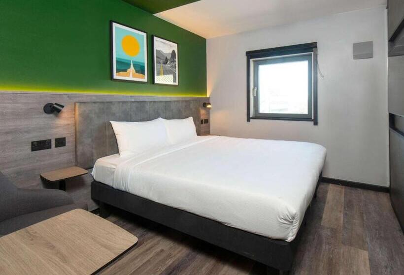 اتاق استاندارد, Ibis Styles London Gatwick Airport