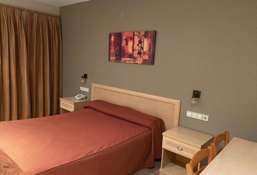 Номер Basic, La Union