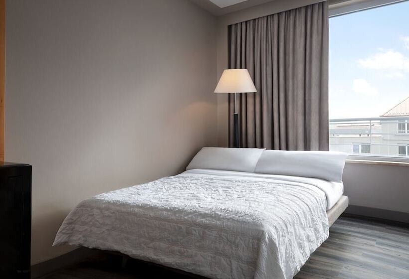 Номер Executive, Le Méridien Munich