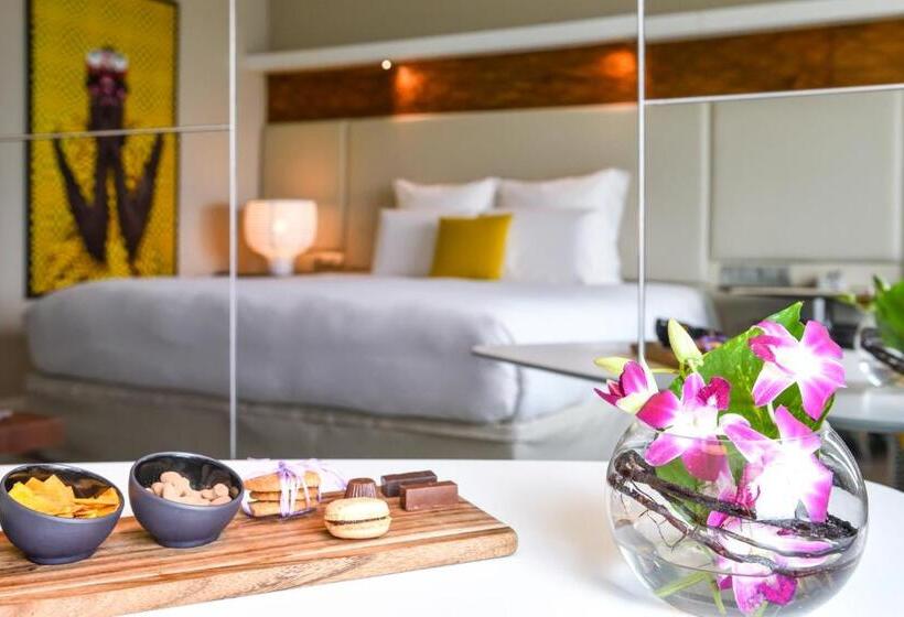 اتاق لوکس با تخت بزرگ, Pullman Abidjan