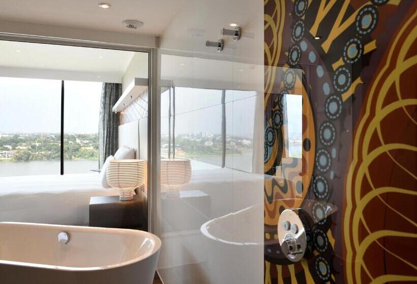 سوئیت جونیور با تخت بزرگ, Pullman Abidjan
