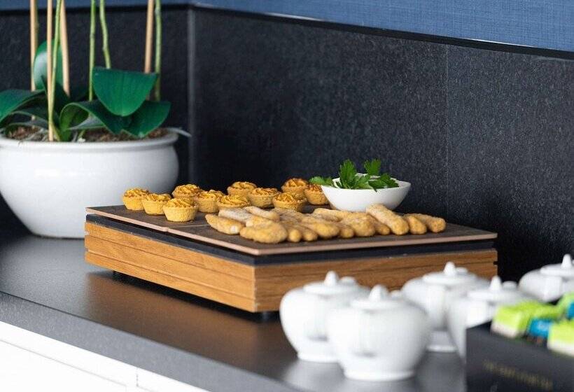 اتاق لوکس, Sofitel London Gatwick