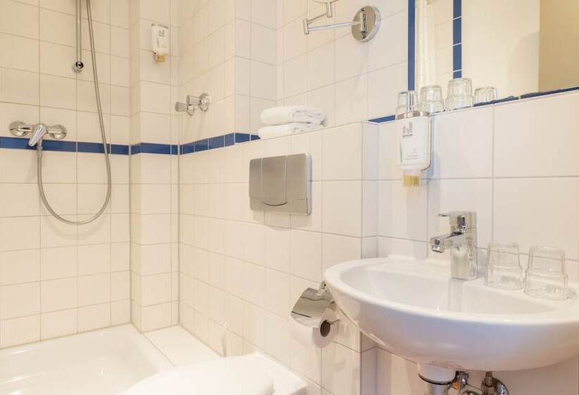 Quarto Triplo Estandar, Aldea Berlin Centrum