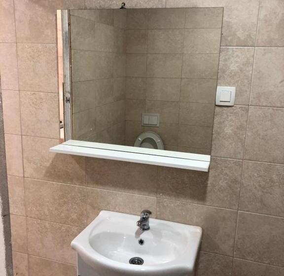 اتاق لوکس, Apartmani Maja