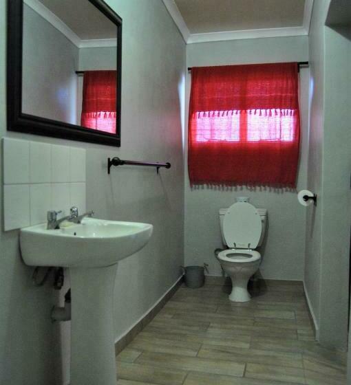 اتاق استاندارد, Flamboyant Guesthouse