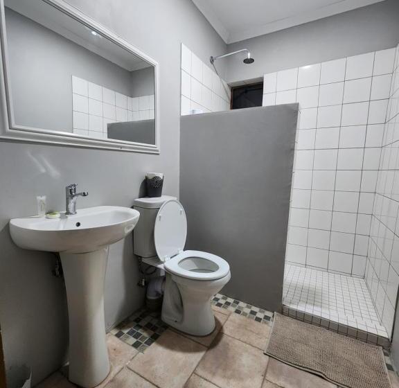 اتاق لوکس, Flamboyant Guesthouse