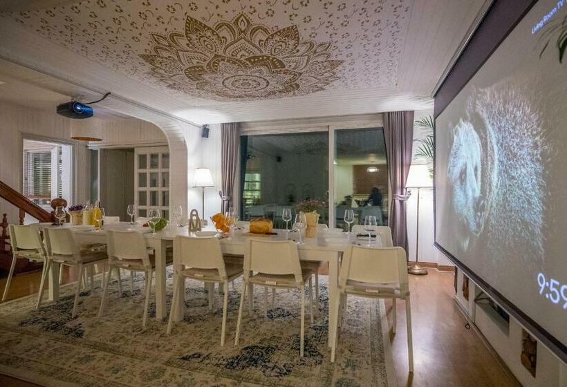اتاق دوبلکس, Sg Tailored Service Home Near Metro