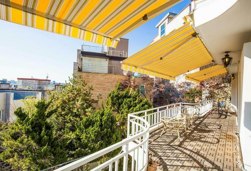 اتاق دوبلکس, Sg Tailored Service Home Near Metro