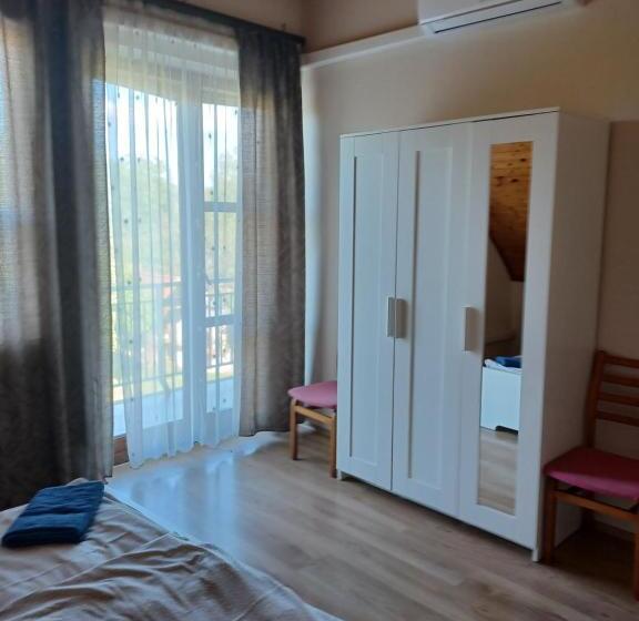 Апартаменты 2 спальни Вид на Бассейн, Jankó Apartman