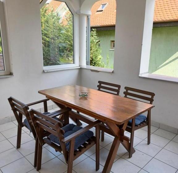 Апартаменты 2 Спальни с Террасой, Jankó Apartman