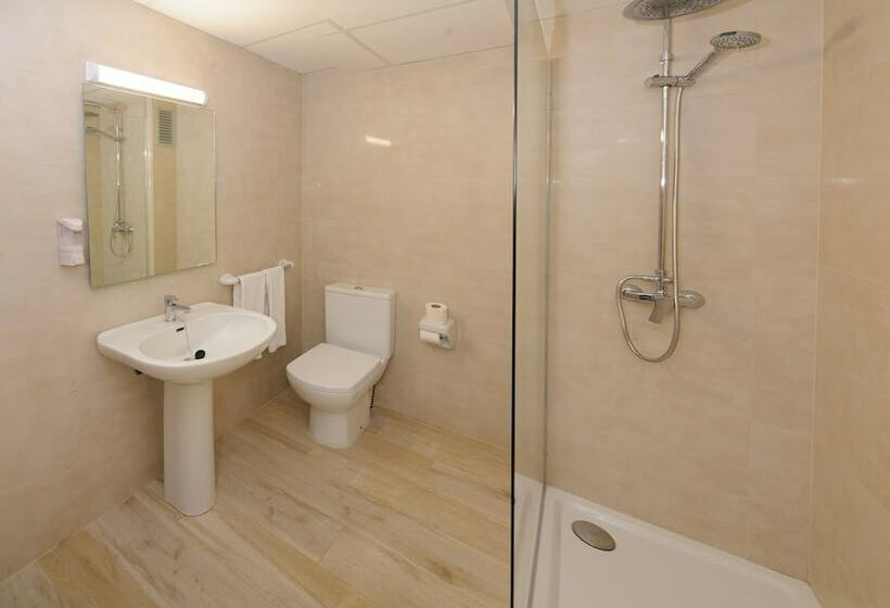 Студия Стандарт, Sunside Ibiza Studios   Only Adults  Formerly Known As Central Park