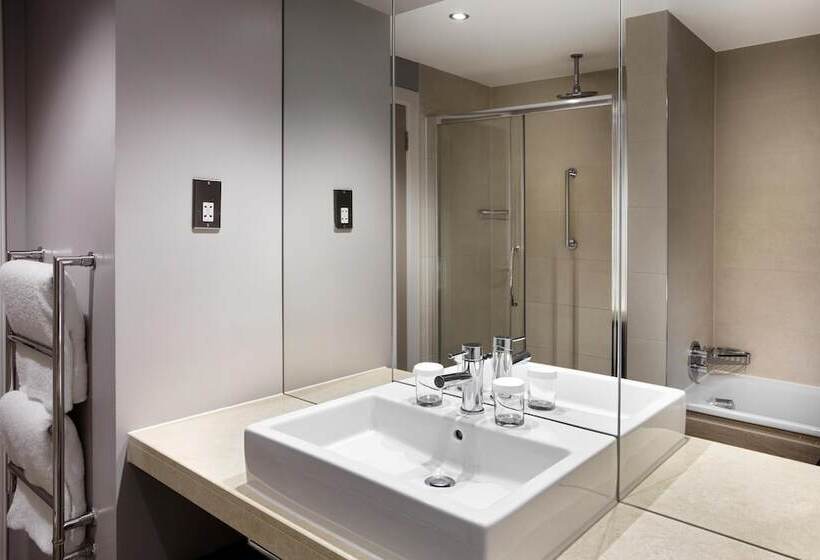 اتاق استاندارد, Doubletree By Hilton Glasgow Central