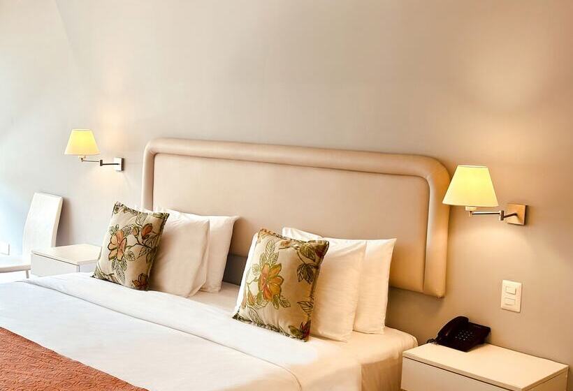 سوییت جونیور, El Golf Hotel Boutique