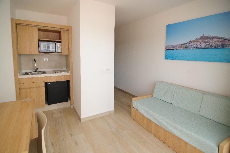 Студия Стандарт, Sunside Ibiza Studios   Only Adults  Formerly Known As Central Park