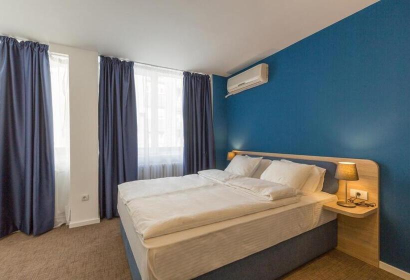 اتاق استاندارد با تخت بزرگ, Premium Crown Suites