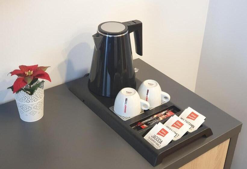 اتاق استاندارد با تخت بزرگ, Premium Crown Suites