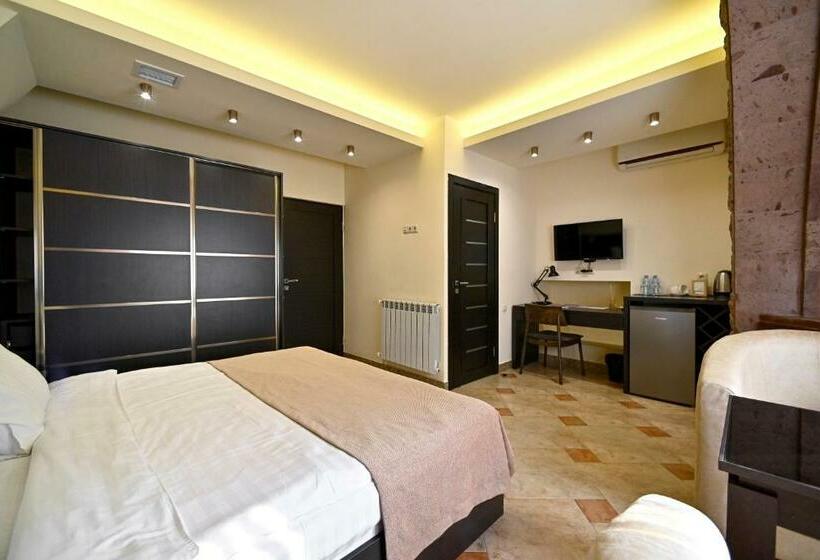 اتاق استاندارد, Skyline Hotel Yerevan