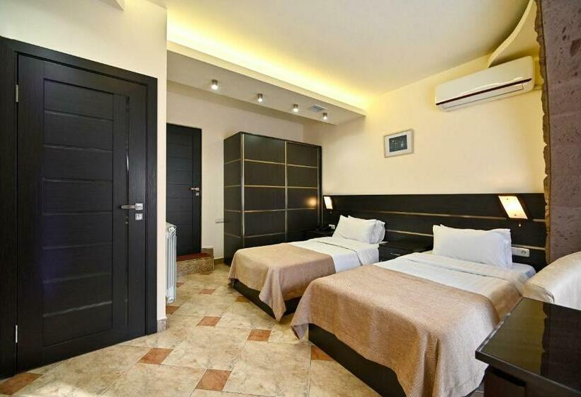 اتاق استاندارد, Skyline Hotel Yerevan