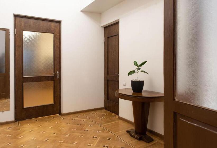 آپارتمان 3 خوابه, Skyline Hotel Yerevan