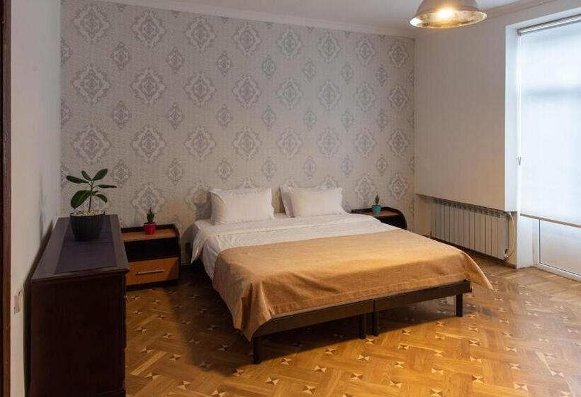 آپارتمان 3 خوابه, Skyline Hotel Yerevan