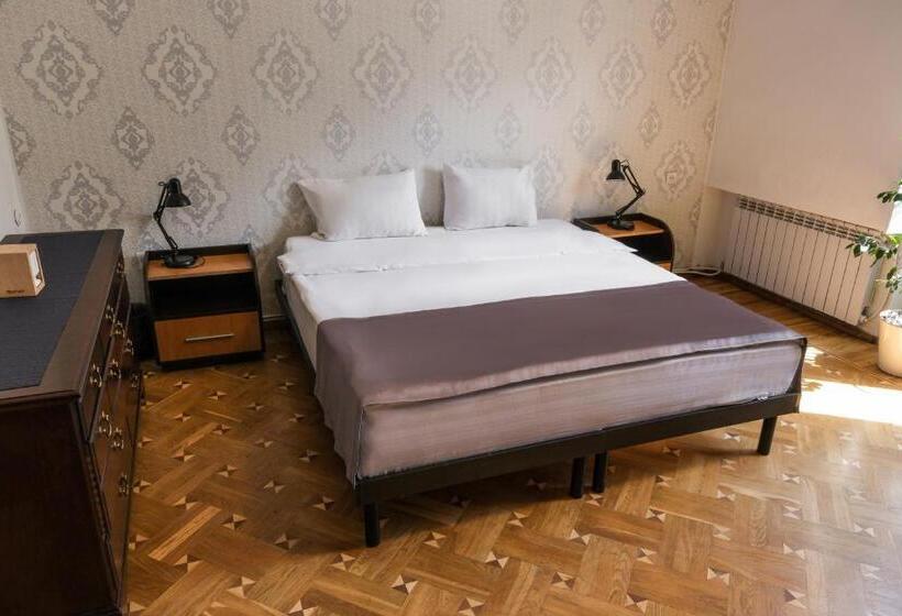 آپارتمان 3 خوابه, Skyline Hotel Yerevan