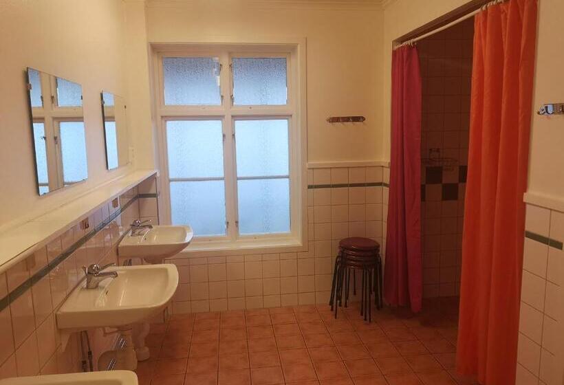 Трехместный Номер Стандарт Совместная Ванная, Gustafsbergs Badhotell & Vandrarhem