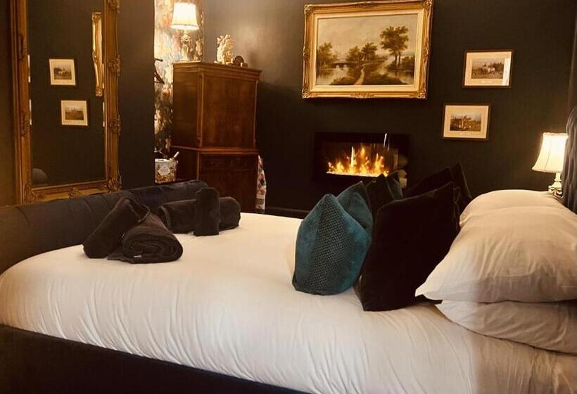 Люкс Deluxe Кровать Кинг, The Tgl Suites
