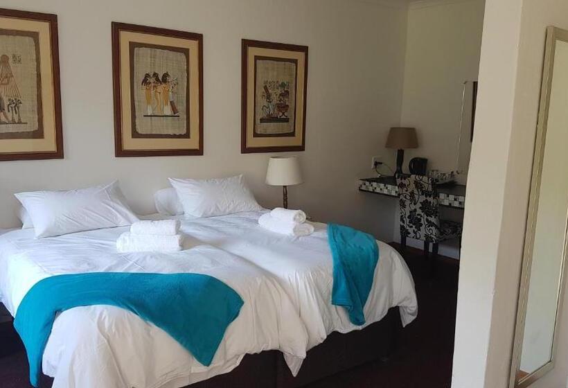 Номер Стандарт, Wayside Lodge