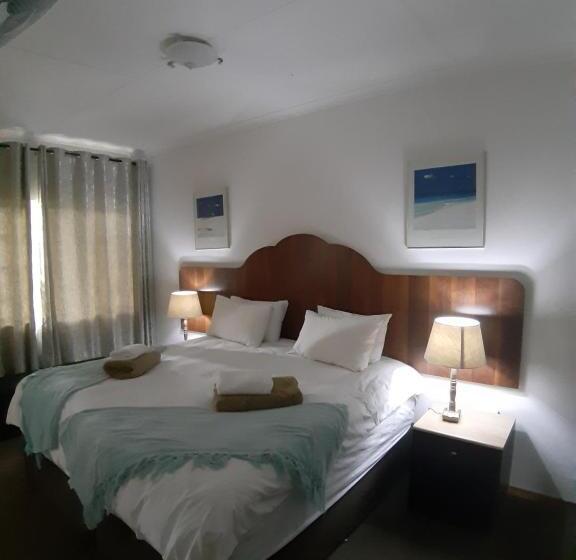 Номер Стандарт, Wayside Lodge