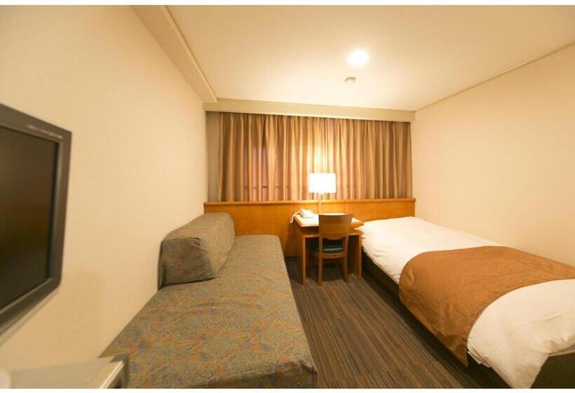 Quarto Economy, Hyperinn Takamatsu Ekimae