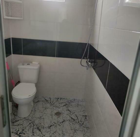 اتاق لوکس با بالکن, Guest House Koba