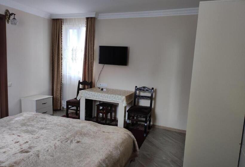 اتاق لوکس, Guest House Koba
