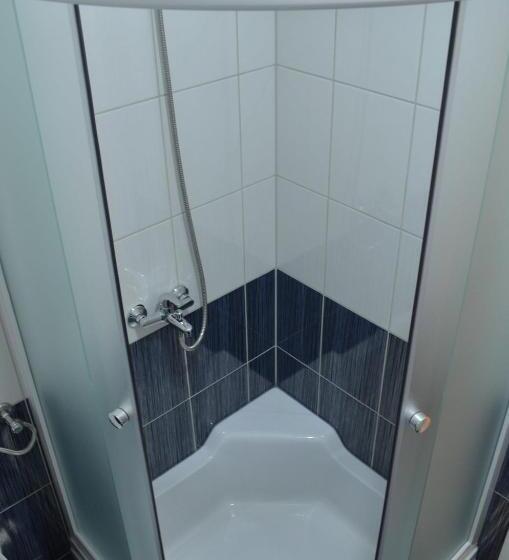 اتاق استاندارد با بالکن, Rooms Guardian