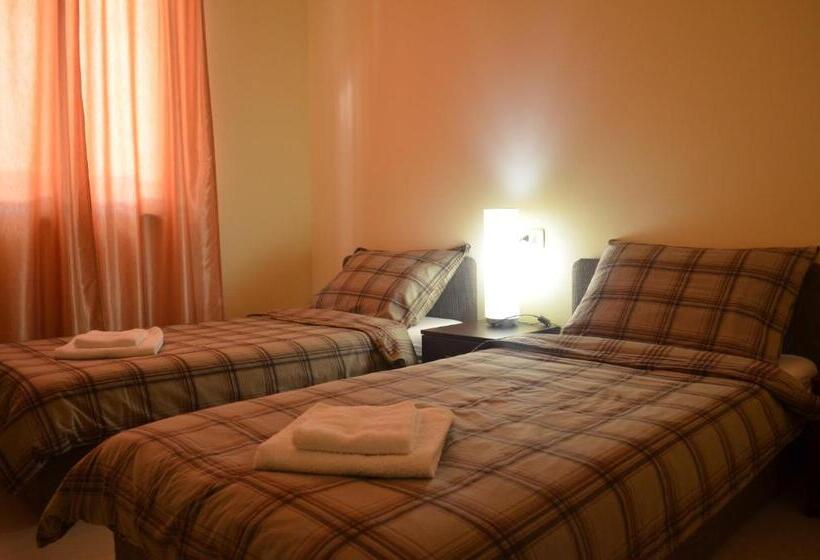 اتاق استاندارد با بالکن, Rooms Guardian