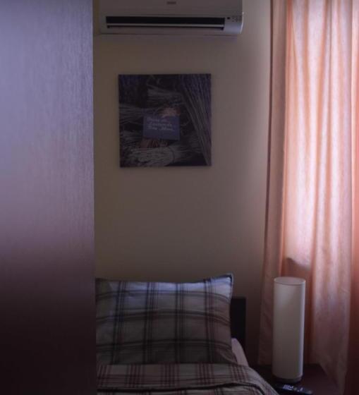 اتاق استاندارد چهار تخته, Rooms Guardian