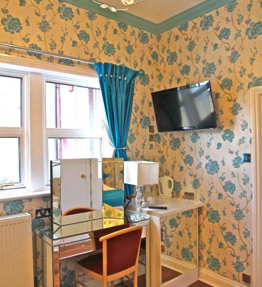 Семейный Номер, Crompton Guest House