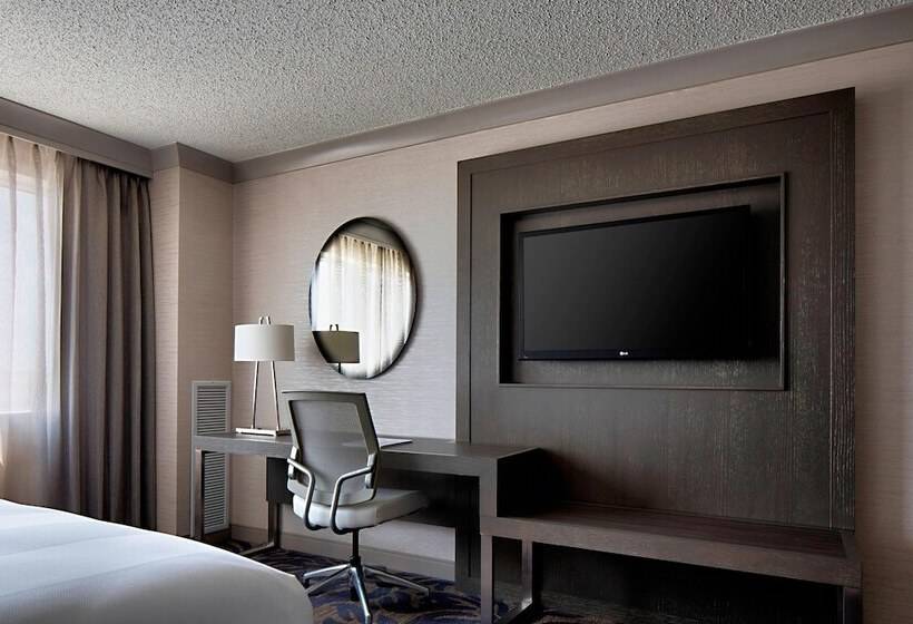 스탠다드 룸 더블 침대, Little Rock Marriott