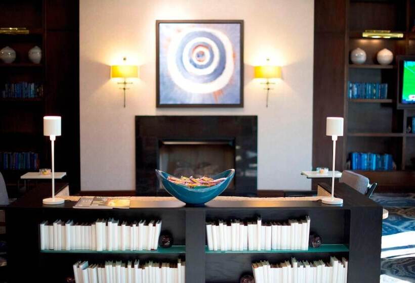 클럽 룸, Little Rock Marriott
