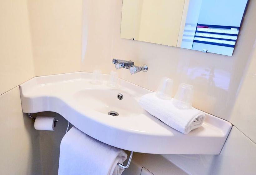 Quarto Estandar, Premiere Classe Versailles  Saint Cyr L Ecole