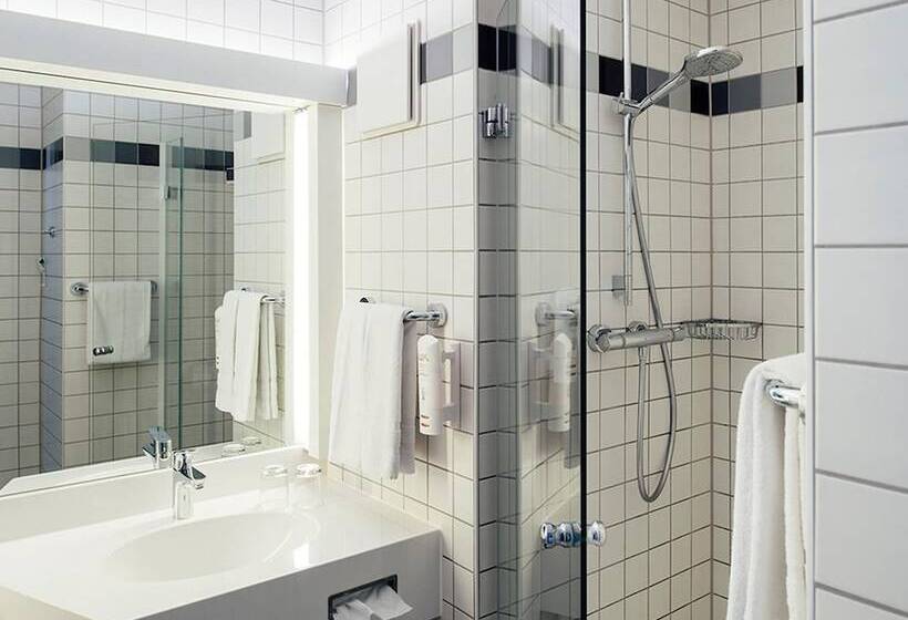 Standardzimmer mit Salon, Vienna House Easy By Wyndham Berlin Prenzlauer Berg