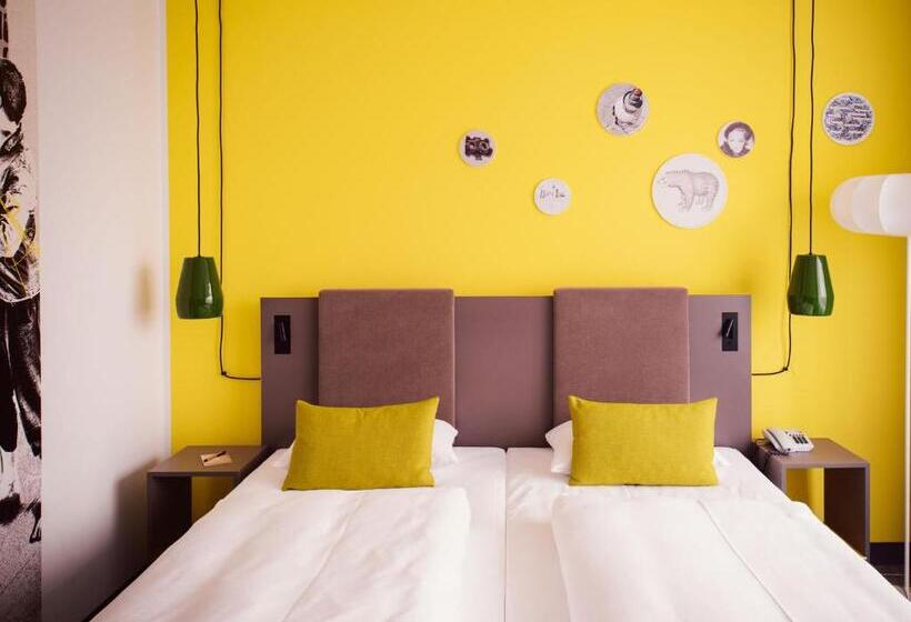 Standardzimmer mit Salon, Vienna House Easy By Wyndham Berlin Prenzlauer Berg