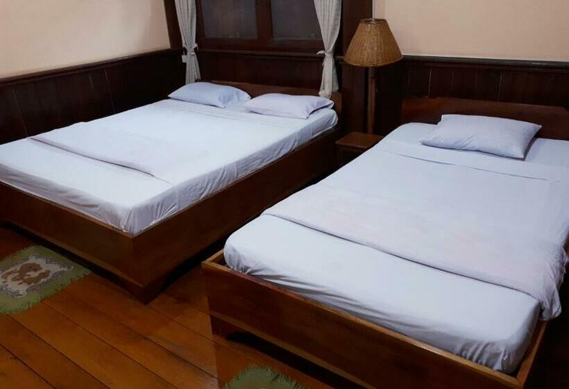 اتاق استاندارد, Anouxa Riverview Guesthouse