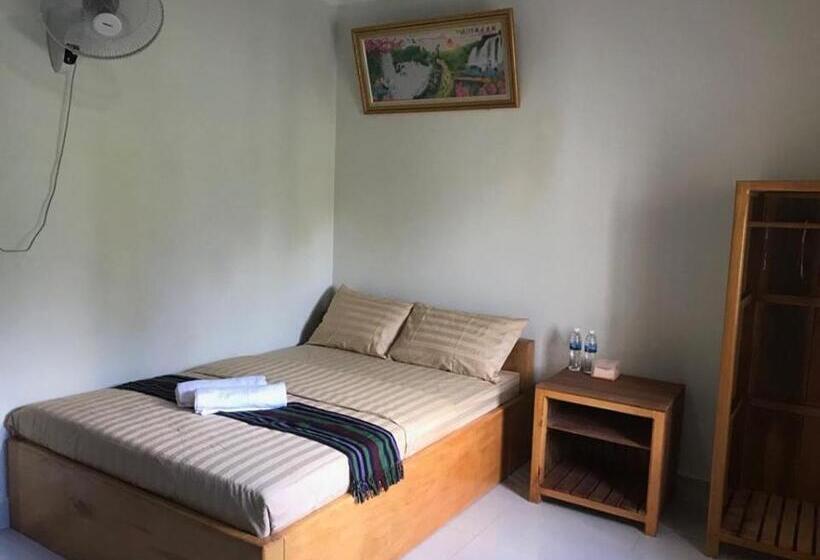 اتاق استاندارد, Manel Guesthouse And Restaurant