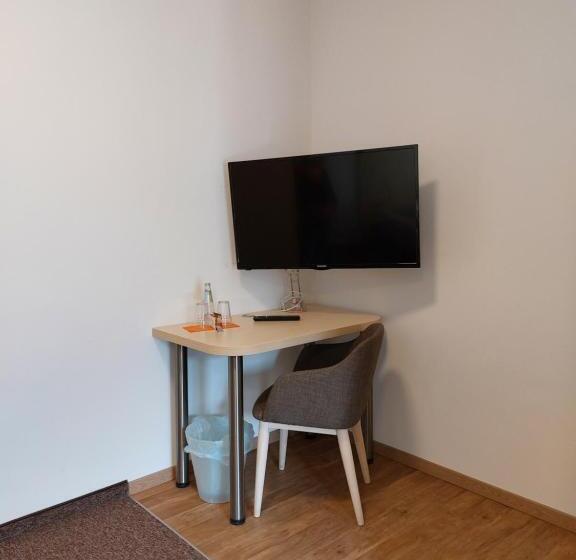 Студио Стандарт с Балконом, Gästehaus Langhammer