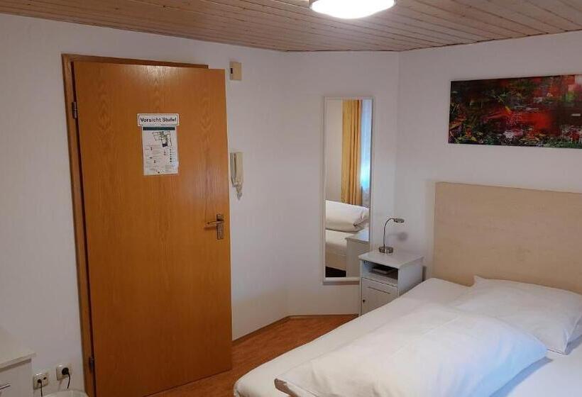 Quarto Estandar Individual, Gästehaus Langhammer