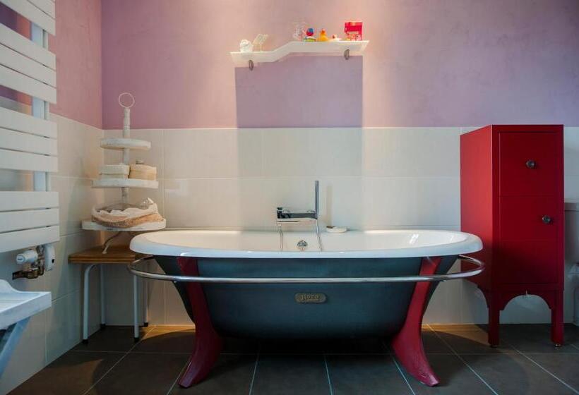 Family Suite, Chateau Le Colombier