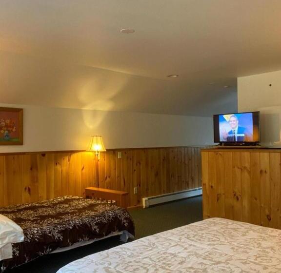 Семейный Номер Вид на Сад, Slide Mountain Forest House
