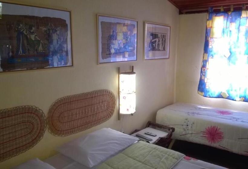 스위트, Art Hotel Cristal De Igatu